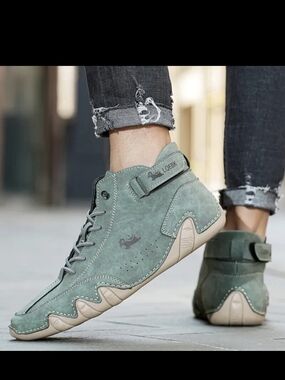 LQEBK Men's Sueded High-Top Sneakers in Sage Green With Hand Bottom Size 11.5